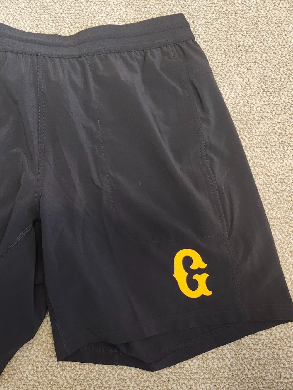 Yomiuri Tokyo Giants Japan NPB Baseball Dri-FIT Shorts Size L New Without Tags